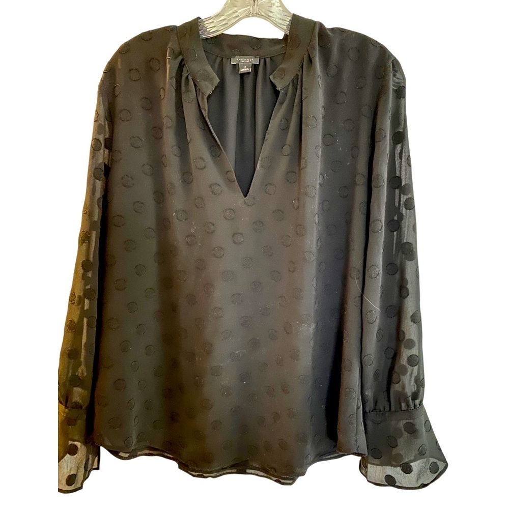 Ann Taylor Factory chic Black Blouse Subtle Pattern. Lined in black Medium
C